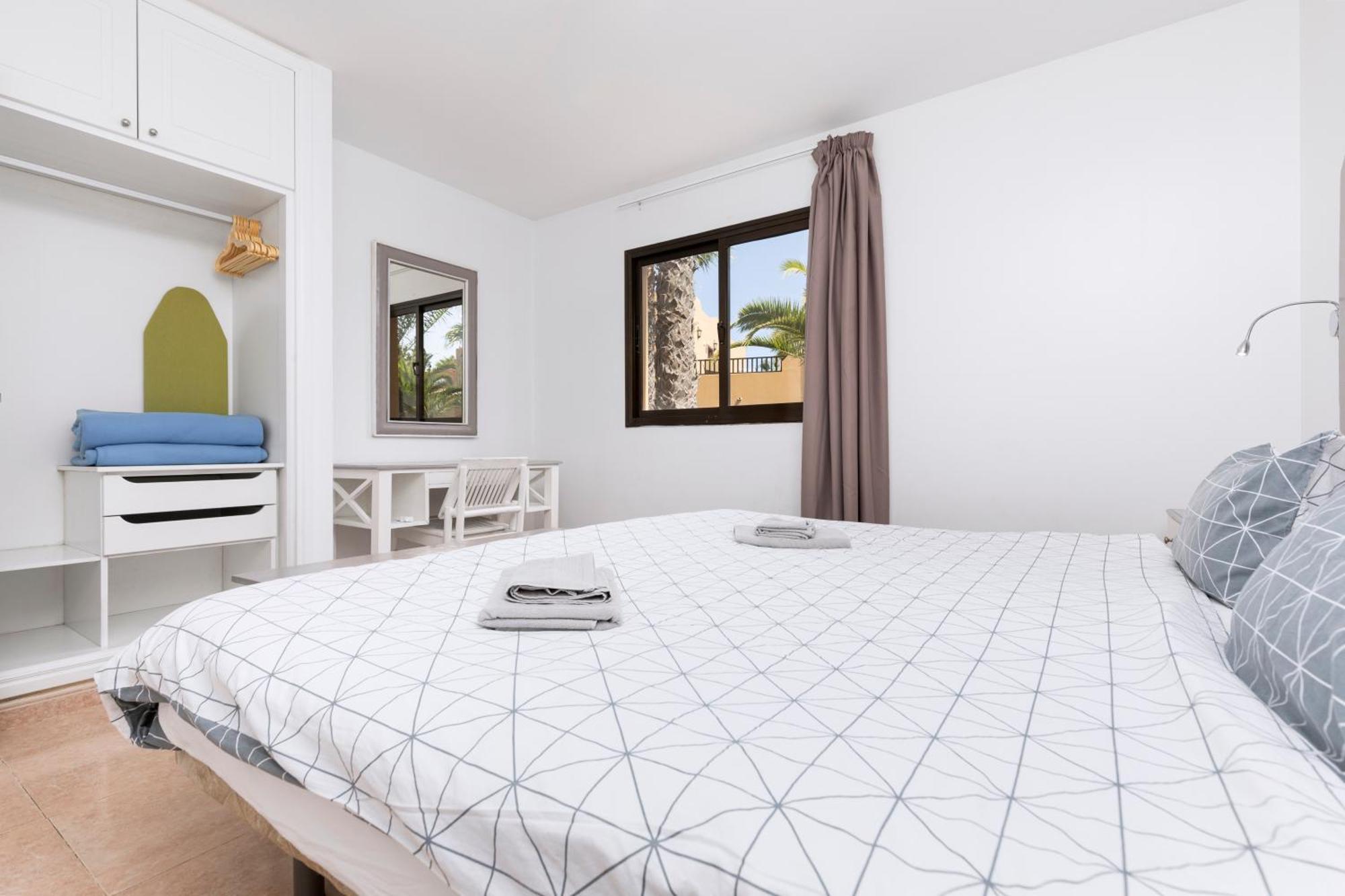 Home2Book Sunny Apt, Terrace & Pool Corralejo Bagian luar foto