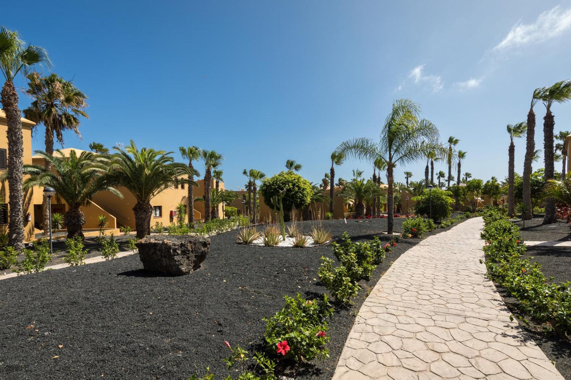 Home2Book Sunny Apt, Terrace & Pool Corralejo Bagian luar foto